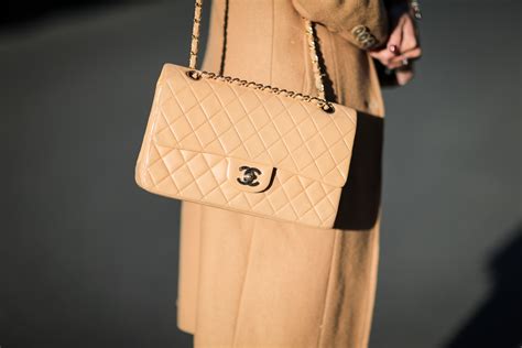 chanel tas bijenkorf|CHANEL tassen koop je online bij de Bijenkorf.